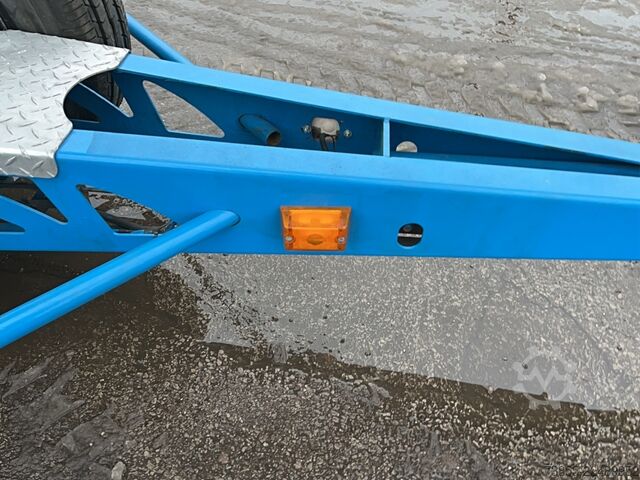 Trailer-Mounted Boom Lift Genie TZ™-50 DC w/Drive (17m)