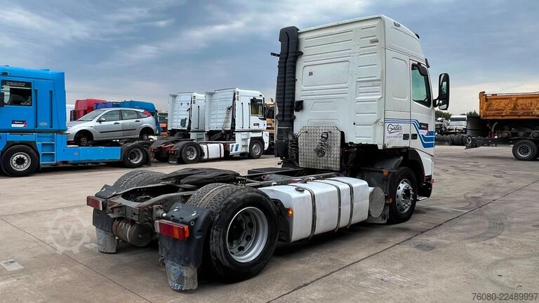 Standard tractor Volvo FH 12.420 (MANUAL GEARBOX / BOITE MANUELLE)
