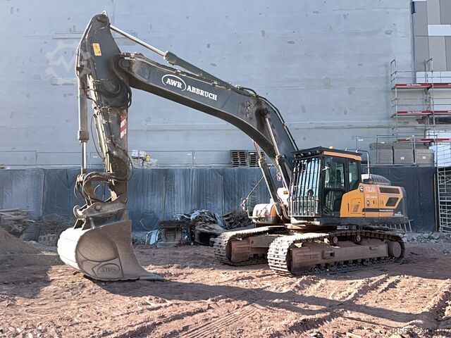 Tracked Excavator Hyundai HX300ANL