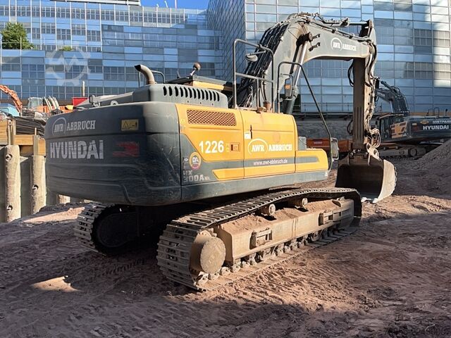 Tracked Excavator Hyundai HX300ANL