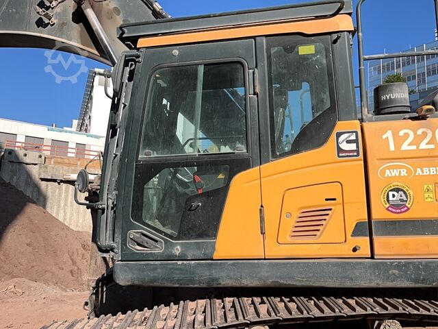 Tracked Excavator Hyundai HX300ANL