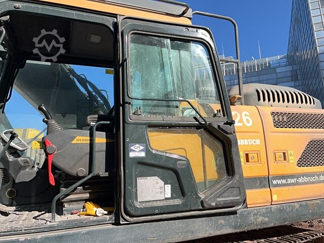 Tracked Excavator Hyundai HX300ANL