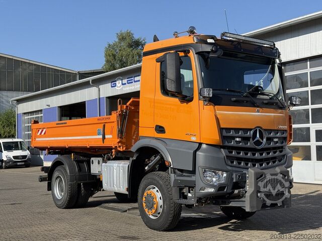 Tipper truck MERCEDES-BENZ AROCS 2042 4x4 MEILLER Kipper Winterd.
