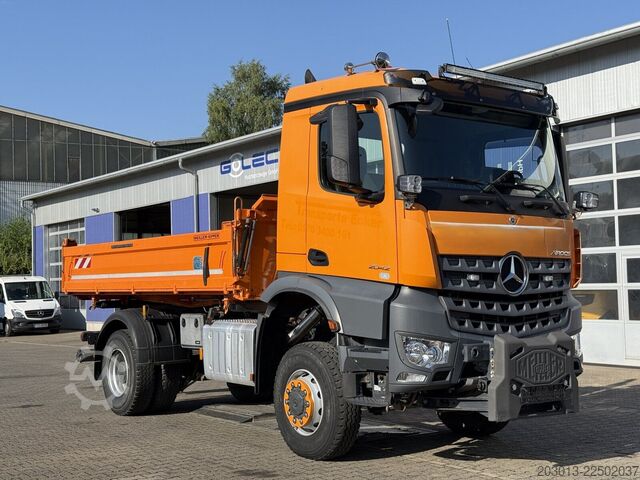 Three-sided tipper truck MERCEDES-BENZ AROCS 2042 4x4 MEILLER Kipper Winterd.