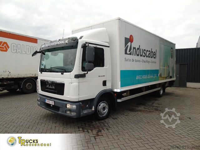 Box body MAN TGL 12.250 + EURO 5 + LIFT