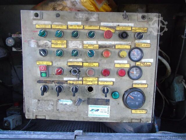 Vacuum truck Volvo FM 12.340 12.340 + ecota 14.700 liter + 8x4 + e...