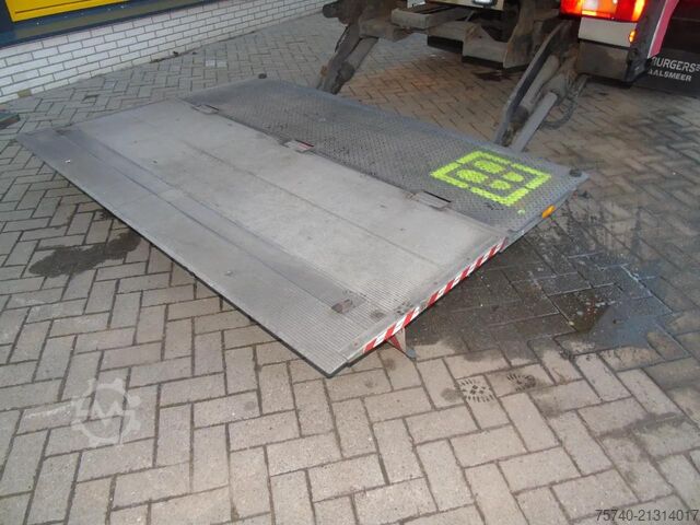 Refrigerated/freezer transport Volvo FH 460 + TRS COOLING + LIFT + EURO 6