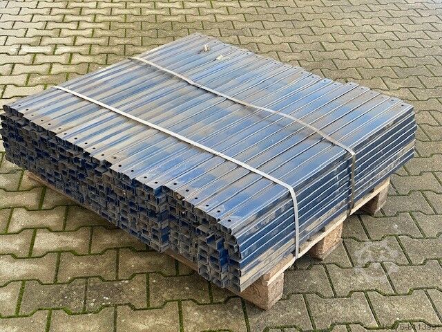 Fachwerkstrebe Fachwerk f. Palettenregal Mecalux / LĂ€nge: 851 mm / C40x25x8mm / MaĂ Mitte-Mitte-Bohrloch 795 mm / blau