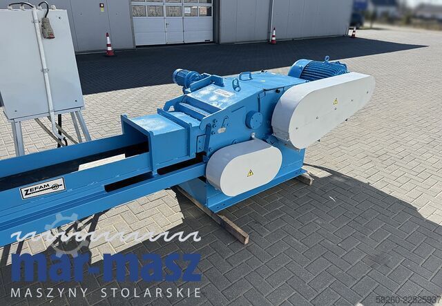 Häcksler / Schredder ŻEFAM DVBA 101 