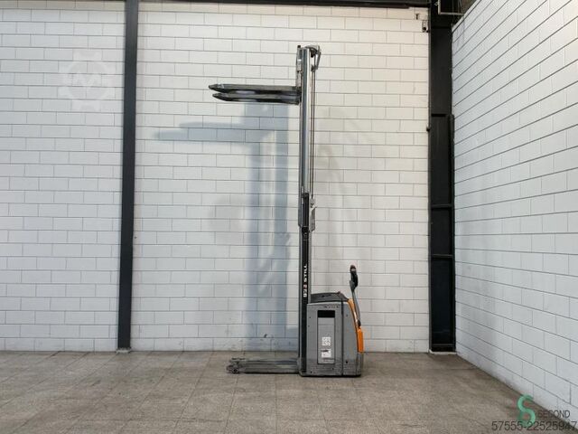 Stacker Still EXV20