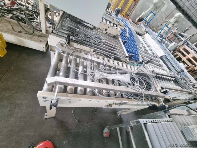 Mobile and Modular Palletizing Cell Kawasaki Robotics ROBOXXS