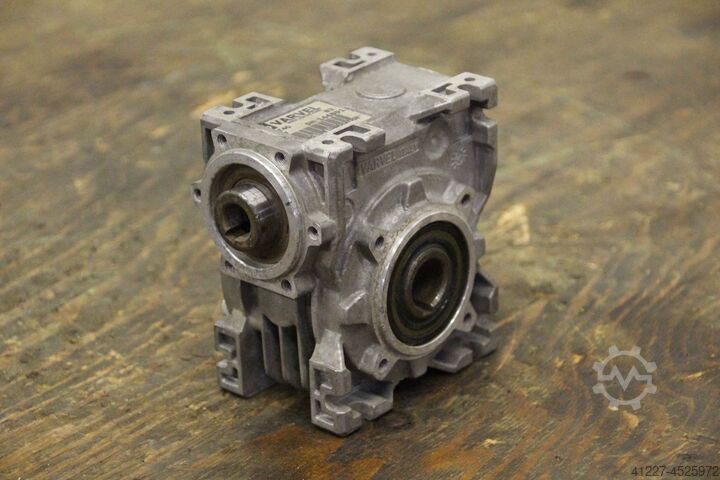 Gear 1: 7 Varvel FRT40