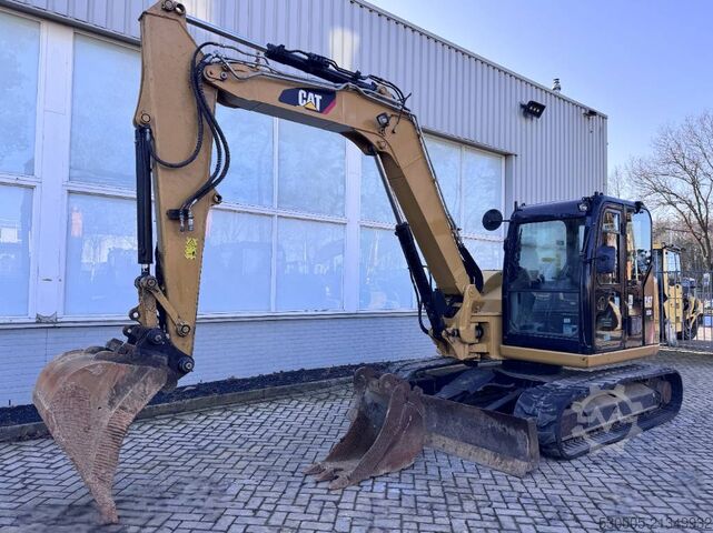 Midi-Bagger CAT 308 E 2 CR