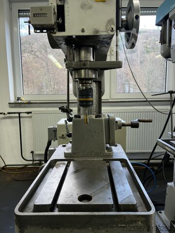 High-performance thread cutting machine IXION BT 30 GLE