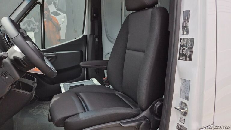 High top van MERCEDES-BENZ Sprinter III Kasten  519 CDI RWD 4x 4 Allrad