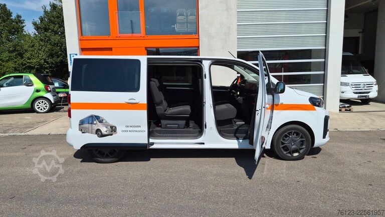 Minibus Citroën SpaceTourer Opel Zafira Plus M 9 Sitzer
