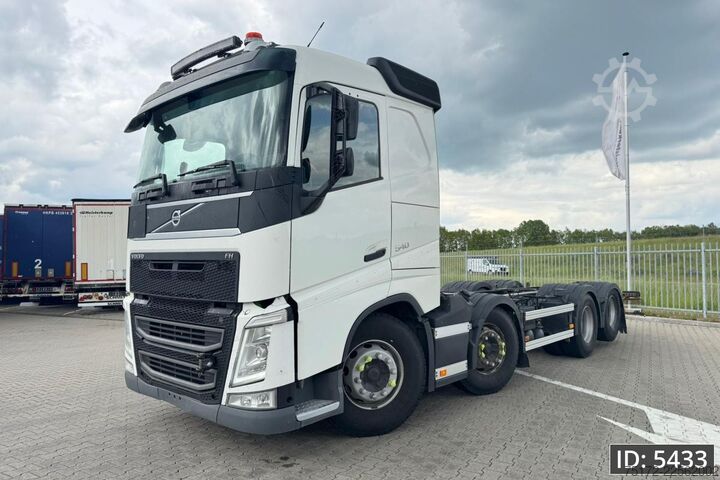 Fahrgestell mit Fahrerhaus Volvo FH 540 Globetrotter, Euro 6, / 8x4 / ADR / Stee...