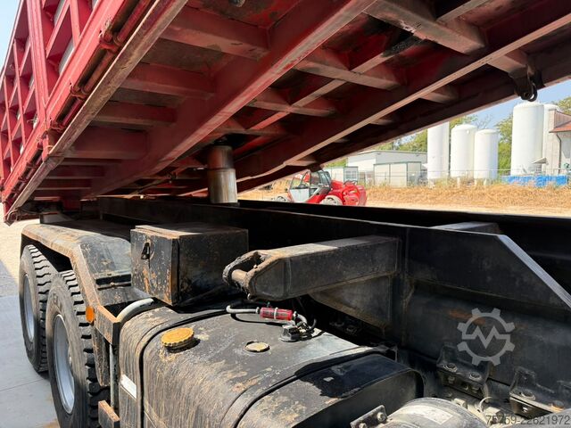 Three-sided tipper truck MAN 33.422 Kipper 6x4 33Ton