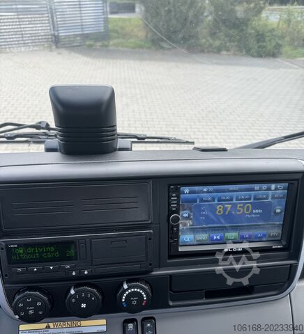 Roll-off tipper Fuso Canter 9C18 Abrollkipper - 63.990 Euro