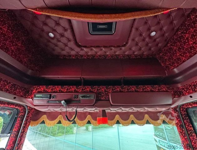 Standard tractor unit SCANIA R580 V8 TOPLINE KING OF THE ROAD RETARDER FULL A