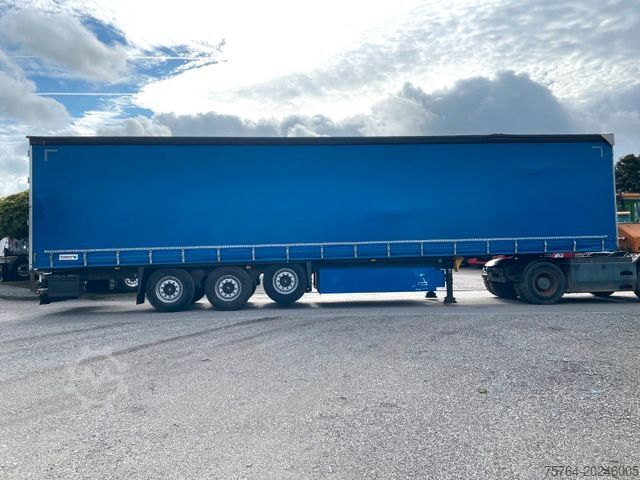 Open semitrailer with tarp SCHMITZ CARGOBULL 13,65m Pritsche / Edschaverdeck /Chassi verzinkt