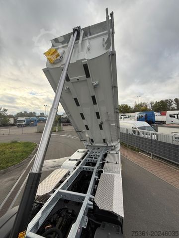 Tipper truck MAN 35.480 BB Schmitz Hinterkipper