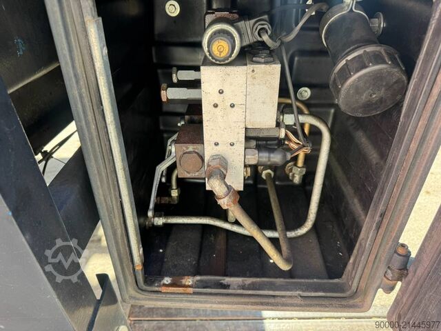 Low loader Es-ge 6.SOU-4H-1N