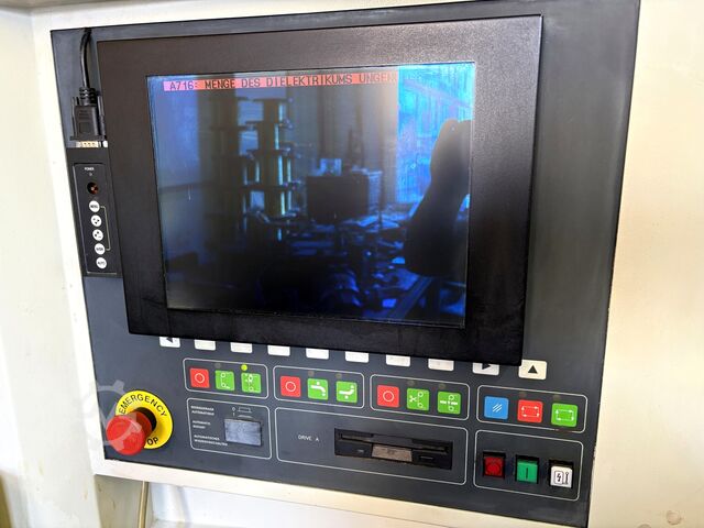 Wire eroding machine CHARMILLES ROBOFIL 290