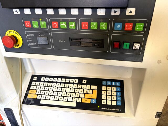 Wire eroding machine CHARMILLES ROBOFIL 290