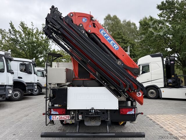 Flatbed truck MAN TGS 26.470 6X2 Effer 215 bis 16 Meter