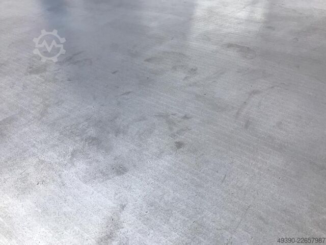 Straightening and welding plate made of cast steel and cast iron, heavily ribbed, formerly used as a  2000x1000