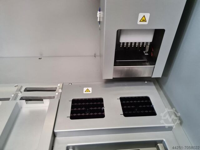 Nucleic acid preparation station Roche MagNA Pure LC