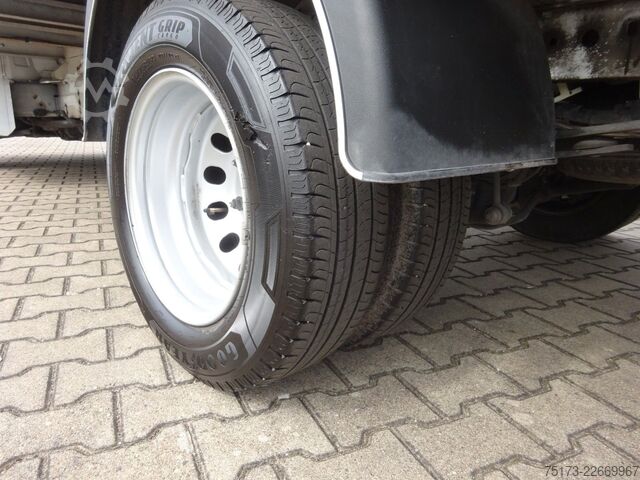 Transporter mit Koffer FORD Transit EK Koffer 350 L4 Trend HA 165PS LBW