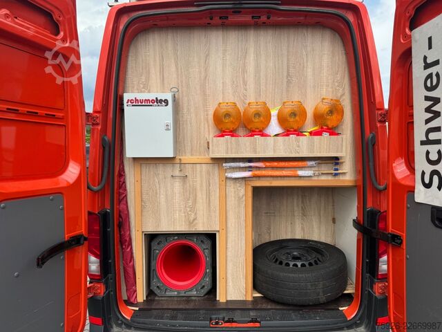 Kastenwagen hoch MAN TGE 3.180 BF 3+ Begleitfazreug mit Bett