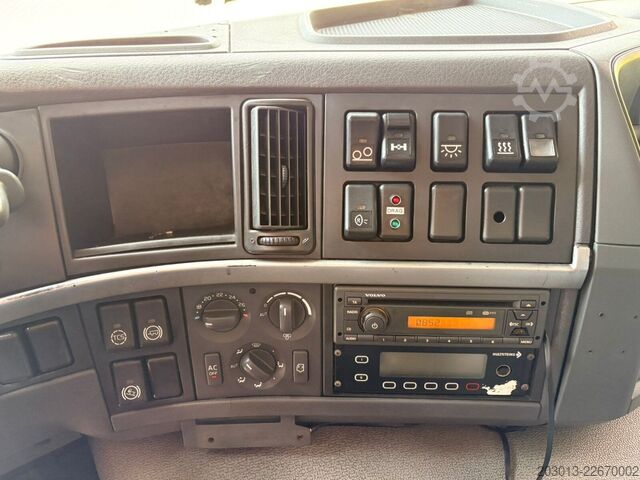 Saugwagen VOLVO FM330 6x2/2 Euro 5 LL Kanalreiniger 15000L