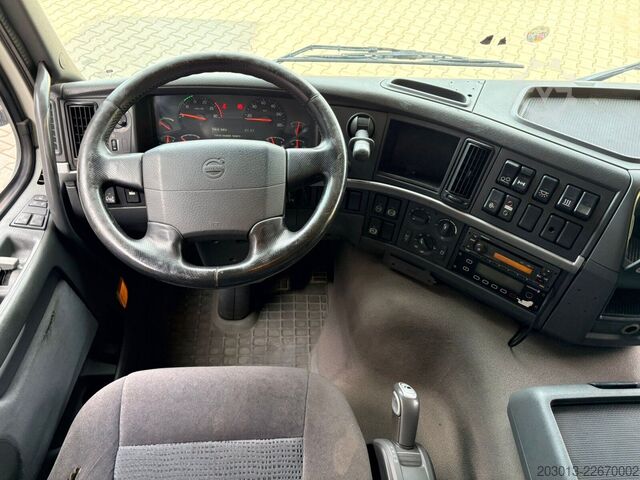 Saugwagen VOLVO FM330 6x2/2 Euro 5 LL Kanalreiniger 15000L