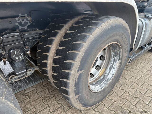 Betonmischer LKW MAN 32.430 8x4 BB Betonmischer