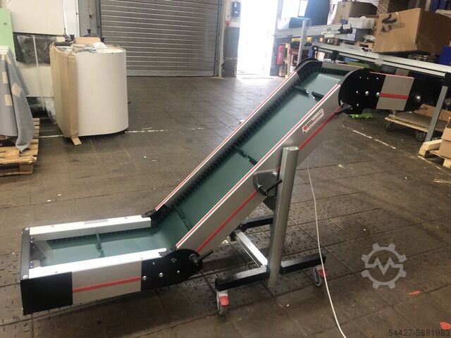 Conveyor belt with corrugated edge Mass International NDZ 2 mit Wellkante