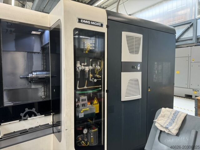 Horizontal machining center DMG MORI NHX 4000