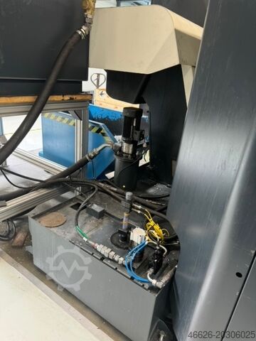 Horizontal machining center DMG MORI NHX 4000