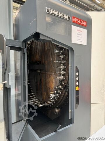 Horizontal-Bearbeitungszentrum DMG MORI NHX 4000