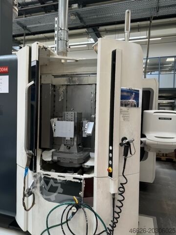 Horizontal machining center DMG MORI NHX 4000