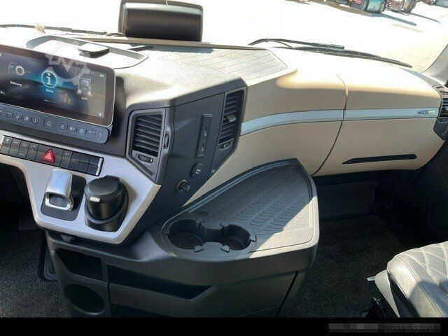 Standard SZM MERCEDES-BENZ Actros 1848 LS Big Öl-Retarder*Luft*199.000 km !