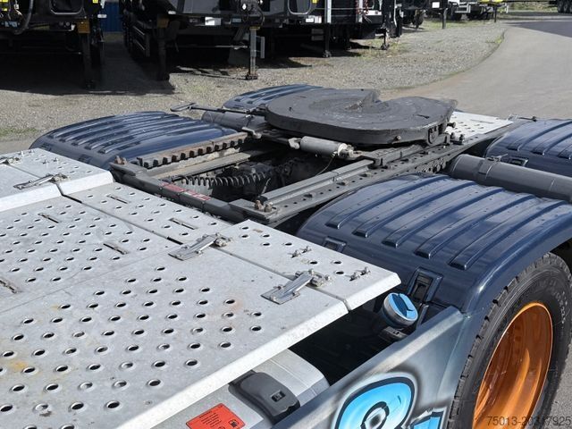 Standard tractor unit SCANIA V8 R580 Topline 6X2, Retarder, Voll-Luft, Leder