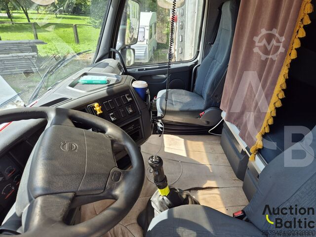 Volvo FH460 truck tractor Volvo FH460
