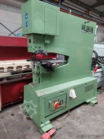 Hydr. - Lochstanzmaschine MUBEA KLH 700 / 760