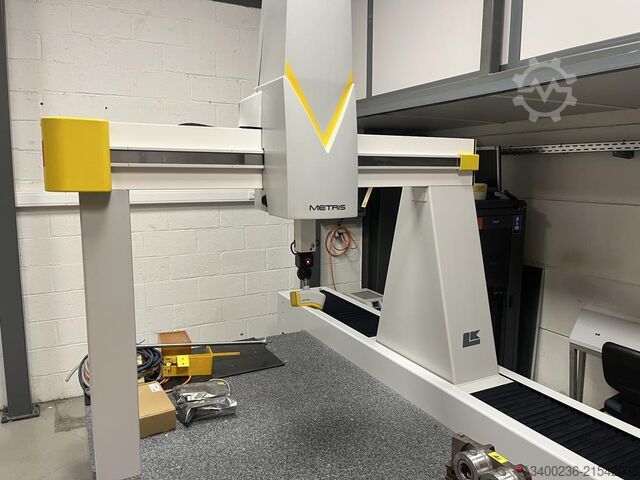 Nikon Integra 25-10-8 vertikale Koordinatenmessmaschine Nikon Integra 25-10-8