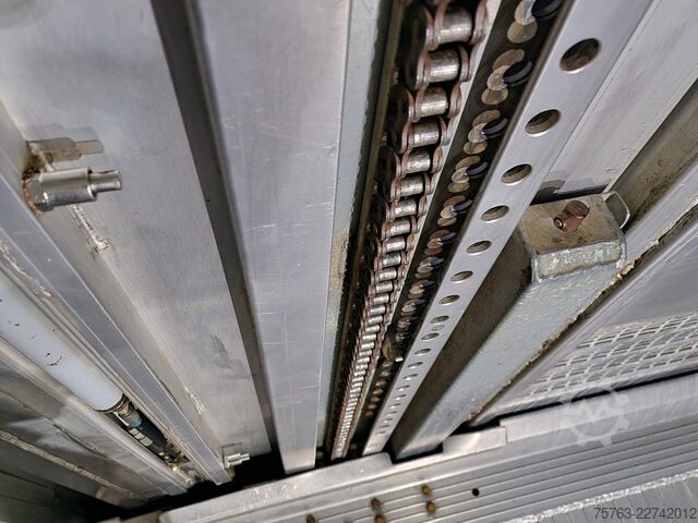 Viehtransport Volvo FH 13.500 XL 6x2 - Pezzaioli livestock 3 deck +...