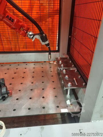 Industrial robot ABB IRB140