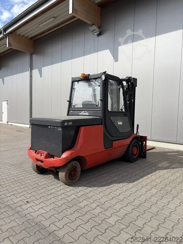 Electric 4-wheel forklift LINDE E 48 P